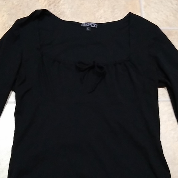 Black 3/4 Sleeve Blouse - Picture 4 of 6